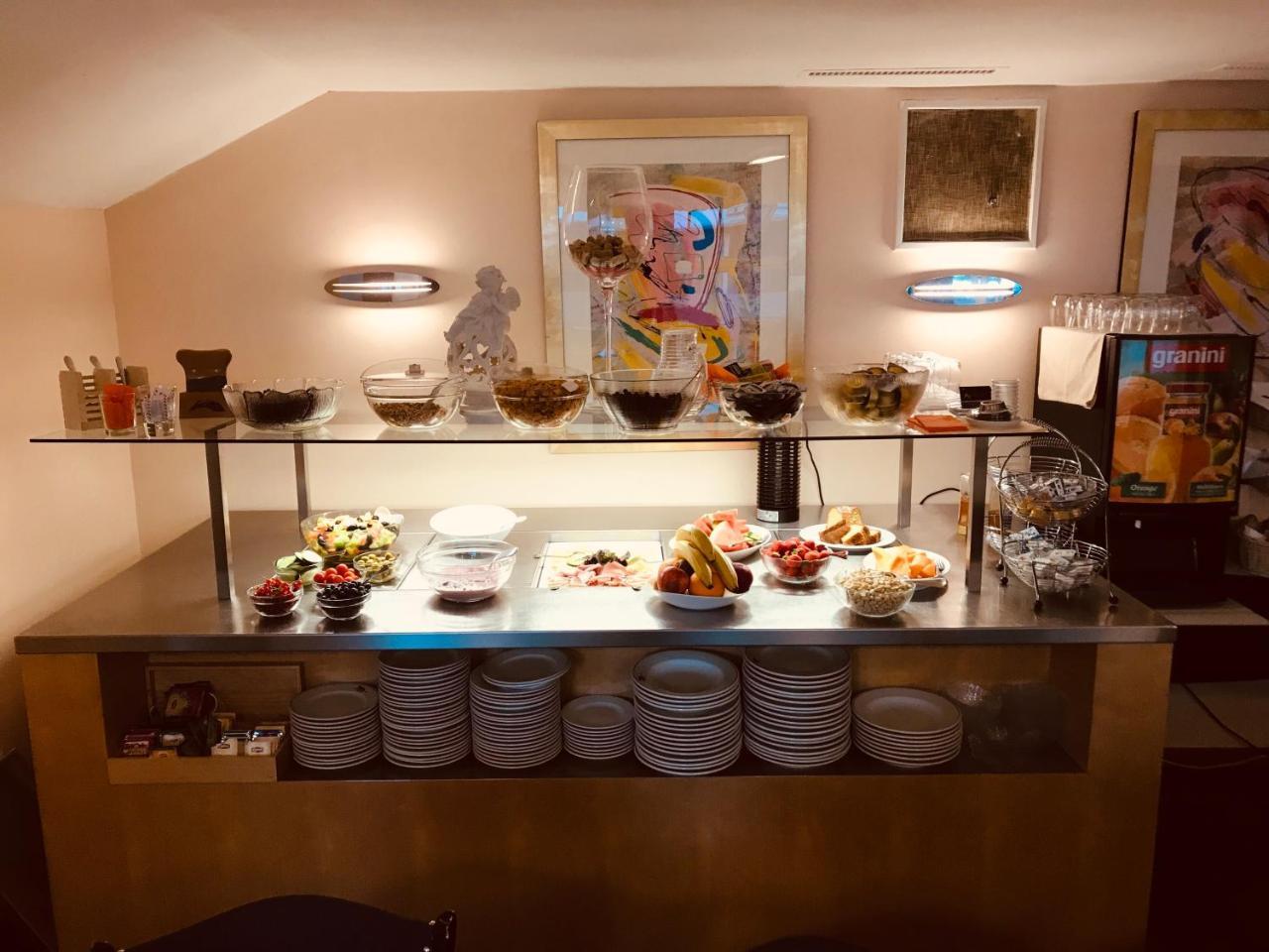 Hotel Baeren Lachen